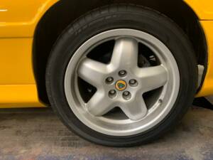 Image 8/33 of Lotus Esprit S4 (1993)