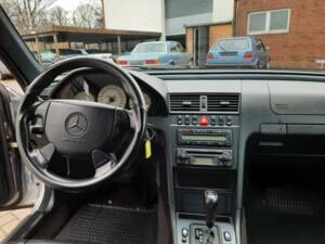 Bild 12/19 von Mercedes-Benz C 43 AMG T (1999)