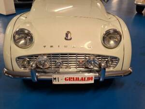 Image 6/41 of Triumph TR 3A (1960)