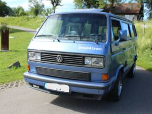 Image 2/10 de Volkswagen T3 Multivan 1.6 TD Bluestar &quot;Hannover Edition&quot; (1989)