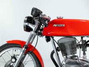 Image 41/50 of MV Agusta DUMMY (1980)