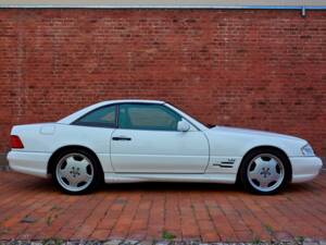 Image 163/171 of Mercedes-Benz SL 600 (1996)