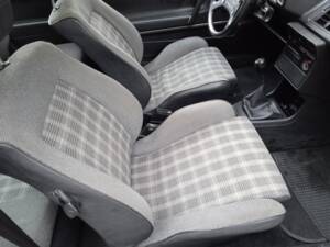 Image 33/67 de Volkswagen Scirocco II GT (1984)