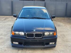 Bild 2/47 von BMW 318is &quot;Class II&quot; (1994)