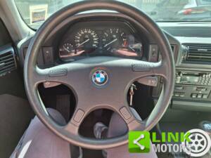 Imagen 5/10 de BMW 520i (1991)