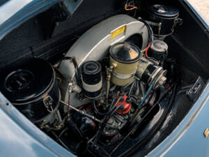 Immagine 40/46 di Porsche 356 B 1600 Roadster (1961)