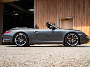 Bild 19/50 von Porsche 911 Carrera 4S (2006)