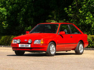 Image 16/50 of Ford Escort IV XR3i (1989)