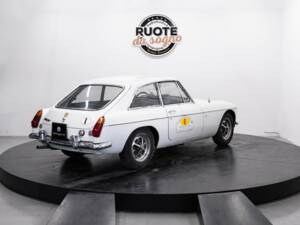 Image 7/50 de MG MGB GT (1971)