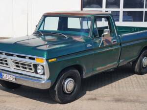 Image 1/20 of Ford F-250 (1977)