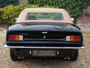 Imagen 12/50 de Aston Martin V8 Volante (1982)