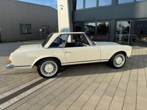 Bild 21/30 von Mercedes-Benz 280 SL (1970)