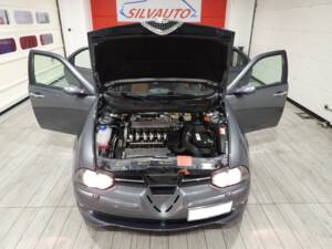 Image 11/15 of Alfa Romeo 156 3.2 V6 GTA (2002)