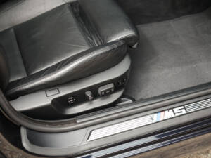 Bild 59/82 von BMW M5 (2000)