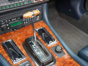 Image 16/50 of Jaguar XJS 5.3 V12 (1988)