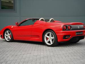 Image 2/50 of Ferrari 360 Spider (2004)