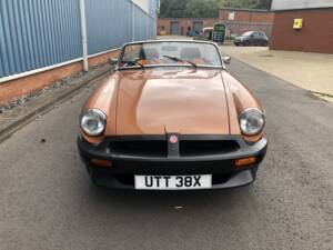 Image 2/13 of MG MGB V8 (1982)