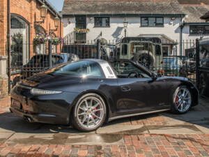 Image 7/23 de Porsche 911 Targa 4 GTS (2015)