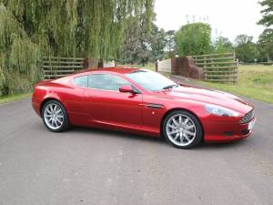 Bild 18/25 von Aston Martin DB 9 (2005)