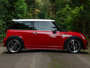 Immagine 5/25 di Mini Cooper S (2004)