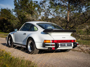 Image 41/50 of Porsche 911 Turbo 3.3 Flatnose (1982)