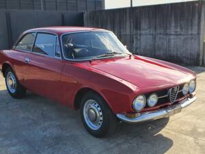 Immagine 4/50 di Alfa Romeo 1750 GT Veloce (1969)