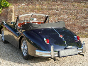 Image 30/50 of Jaguar XK 140 DHC (1954)