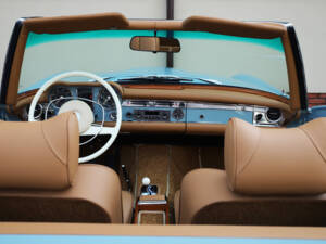 Afbeelding 5/40 van Mercedes-Benz 280 SL (1970)