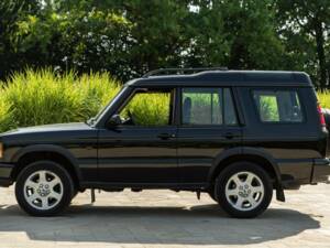 Image 5/50 of Land Rover Discovery 4.0 HSE (2002)