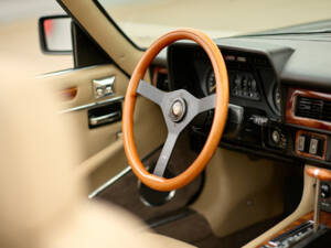 Immagine 23/37 di Jaguar XJ-S Convertible (1989)