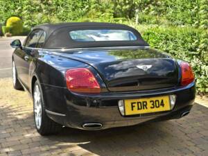 Bild 15/42 von Bentley Continental GTC W12 (2011)