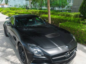 Immagine 19/32 di Mercedes-Benz SLS AMG Black Series (2014)