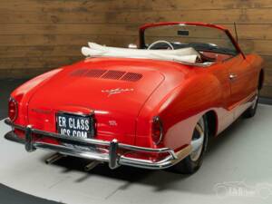 Image 8/19 of Volkswagen Karmann Ghia 1200 (1963)