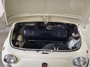 Image 30/43 of FIAT 500 L (1972)