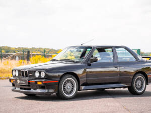 Image 1/91 de BMW M3 Sport Evo (1990)