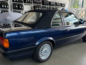 Immagine 6/19 di BMW 316i Baur TC (1990)