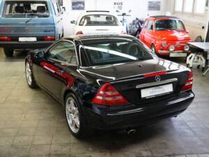 Image 8/36 of Mercedes-Benz SLK 230 Kompressor (2003)