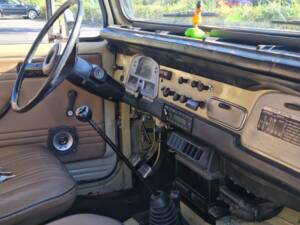 Bild 7/18 von Toyota Land Cruiser BJ 43 (1978)