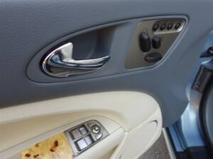 Bild 29/100 von Jaguar XKR (2008)