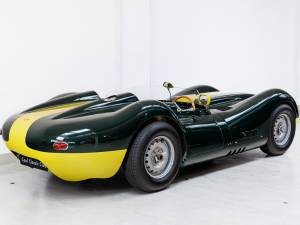 Image 42/42 of Lister Knobbly (1959)