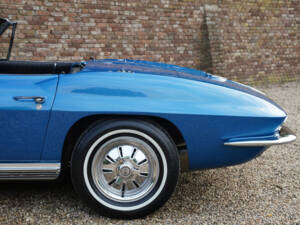 Imagen 32/50 de Chevrolet Corvette Sting Ray Convertible (1964)