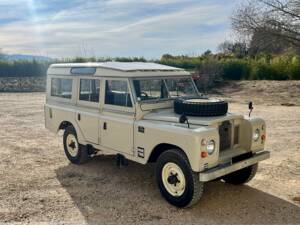 Image 1/14 of Land Rover 109 (1971)