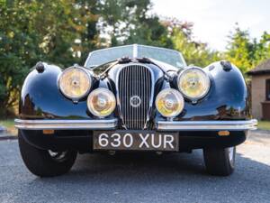 Immagine 19/50 di Jaguar XK 120 OTS (1952)