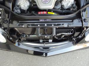 Image 76/98 of Mercedes-Benz E 63 AMG T (2008)