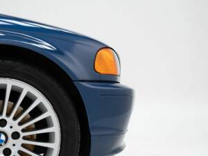 Bild 13/15 von BMW 325Ci (2001)