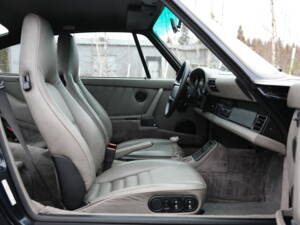 Image 46/97 of Porsche 911 Carrera 4 (1991)