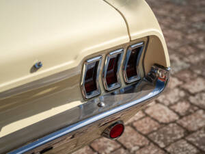 Image 15/36 of Ford Mustang 289 (1967)
