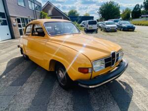 Image 25/50 of Saab 96 V4 (1975)