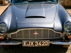 Afbeelding 14/47 van Aston Martin DB 6 Vantage (1966)