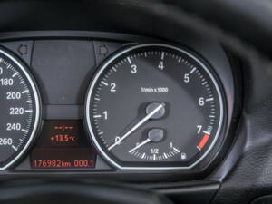 Bild 17/50 von BMW 125i (2008)